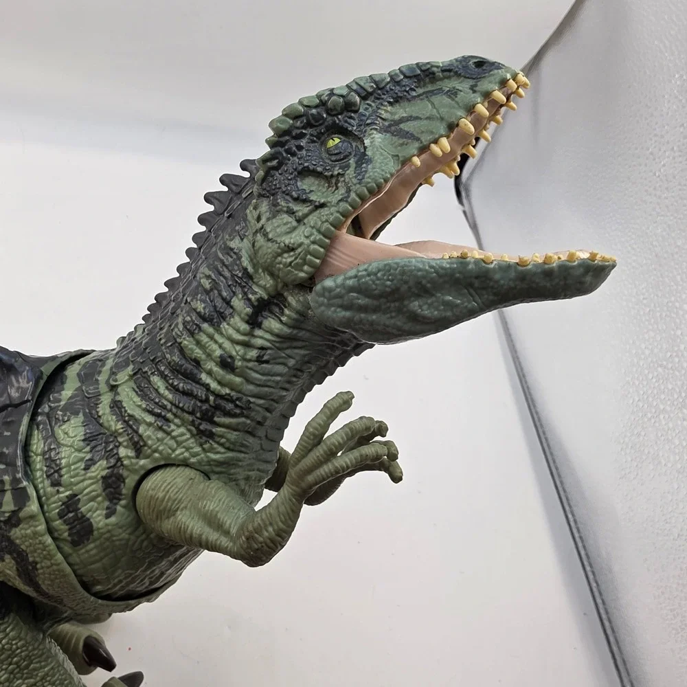 Jurassic World Dominion Strike N Roar Giganotosaurus Dinosaur Action Figure O5